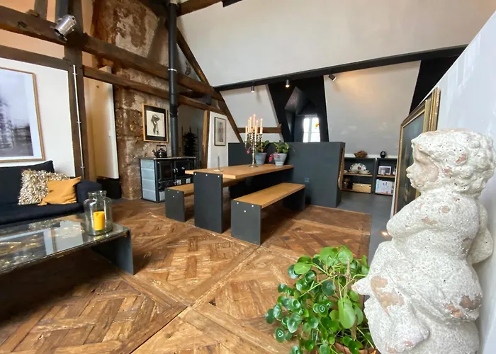 The Castle Loft - Pascal's Angels شقة